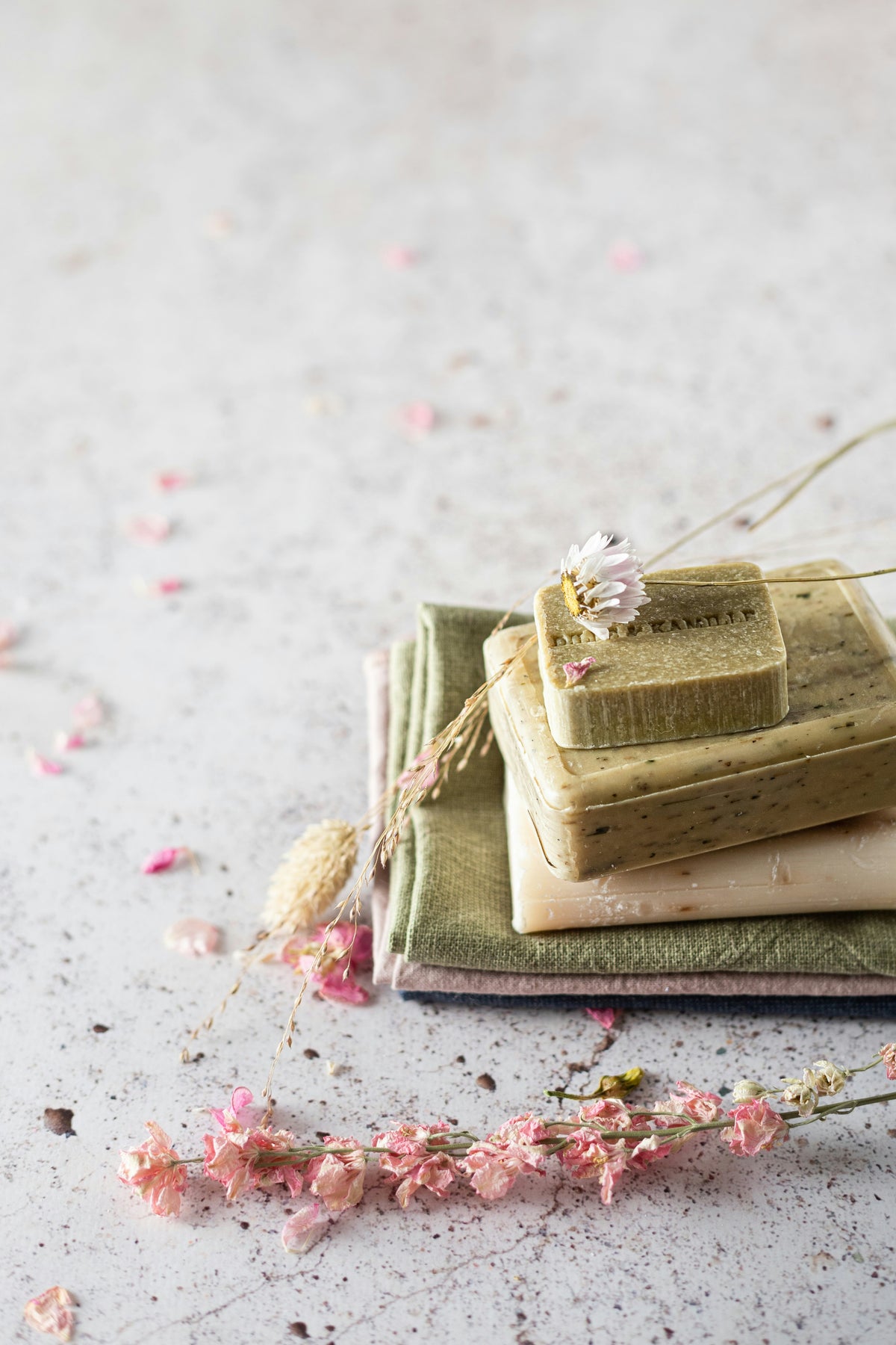 Rosewater & laurel soap, set of 3